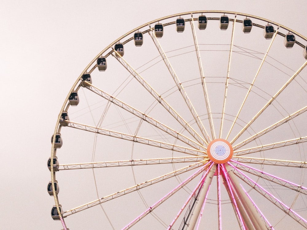 photo of white and brown Ferris Wheel