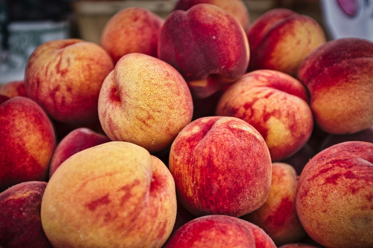 Illustrative photo — fresh peaches