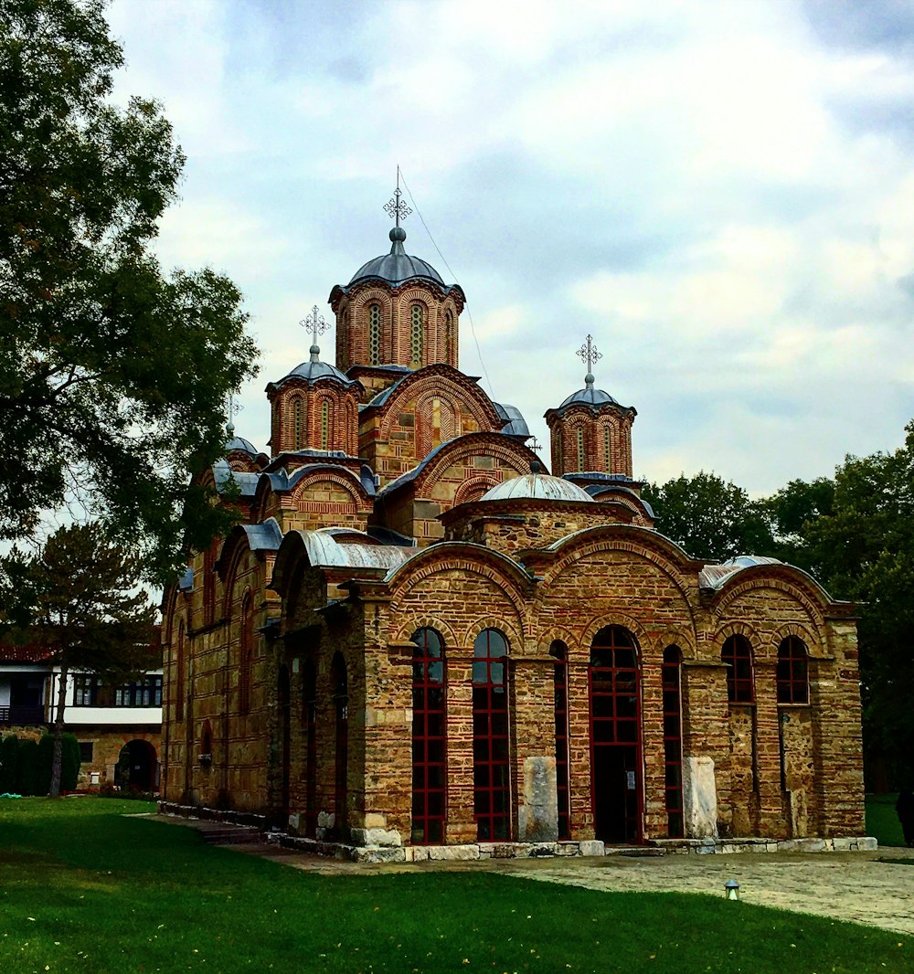 brown concrete cathedral at daytime