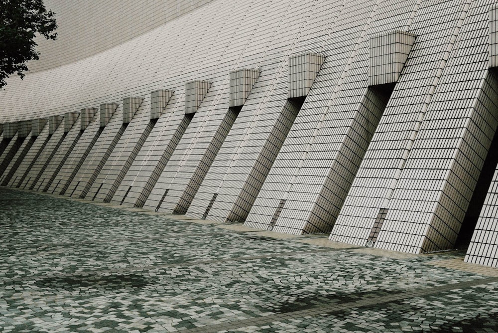 a row of white bricks sitting next to each other