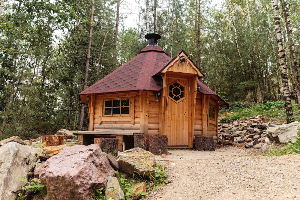 brown wooden cabin