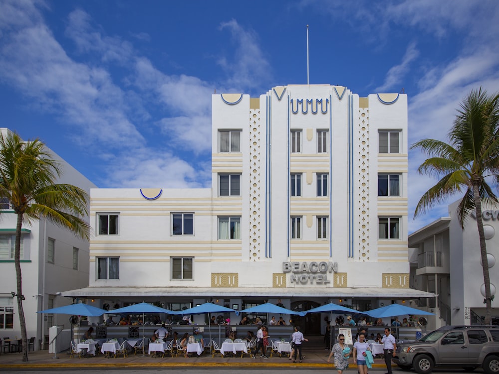 edificio bianco