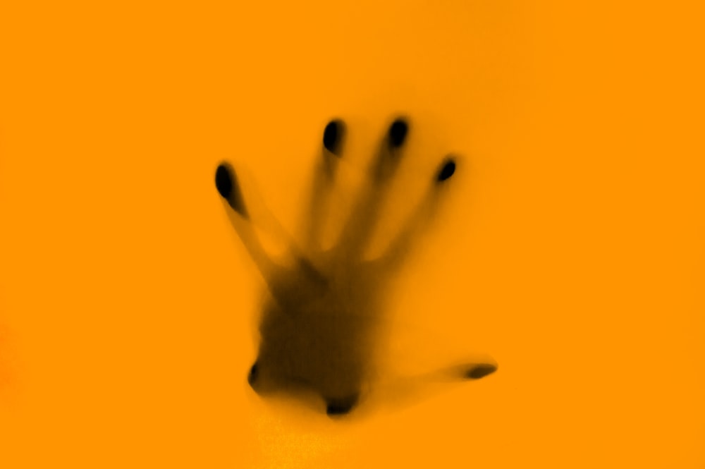 black right palm illustration