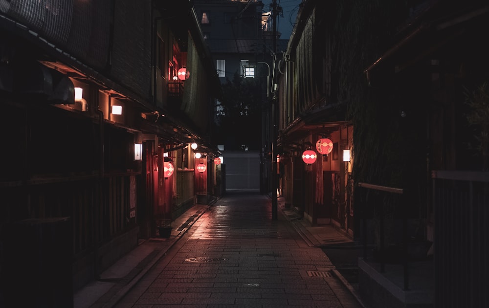 Foto de la calle durante la noche
