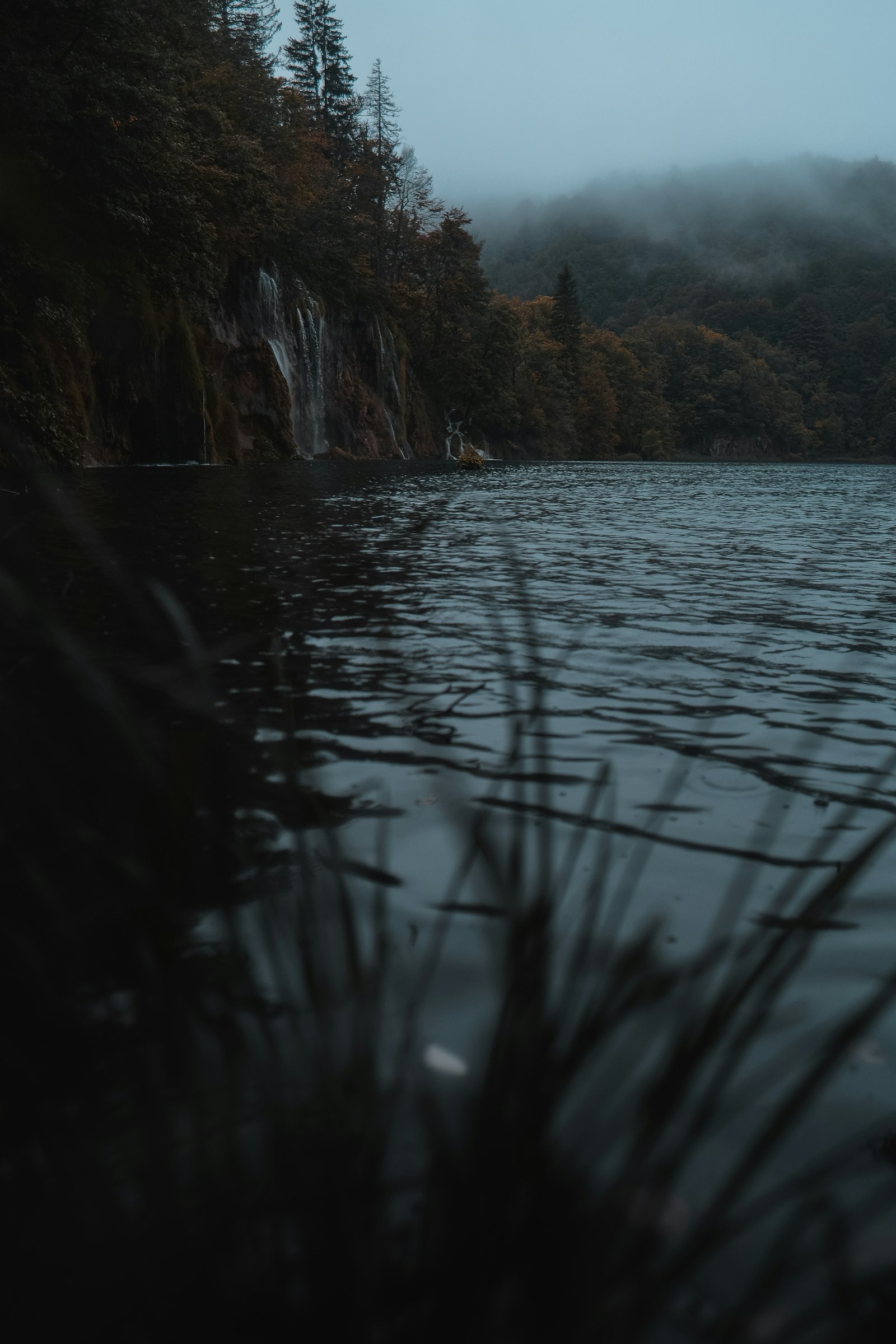 Fujifilm X-T3 + Fujifilm XF 16mm F1.4 R WR sample photo. Calm water at daytime photography