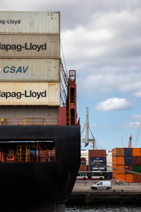 INCOTERMS 2020: Hal Penting di FOB, CIF & DAP yang Harus Diketahui Importir