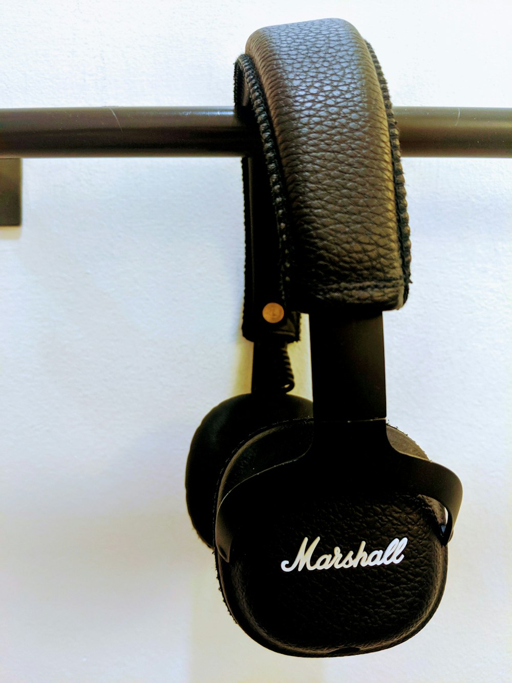 black Marshall cordless headphones
