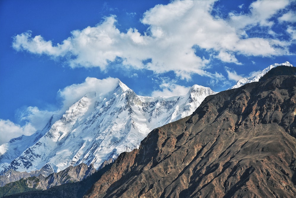 ice-capped mountain at daytime