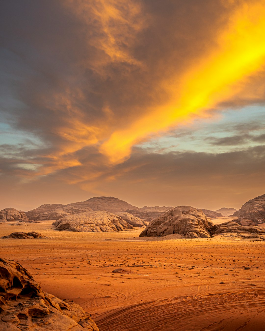 travelers stories about Desert in Wadi Rum, Jordan