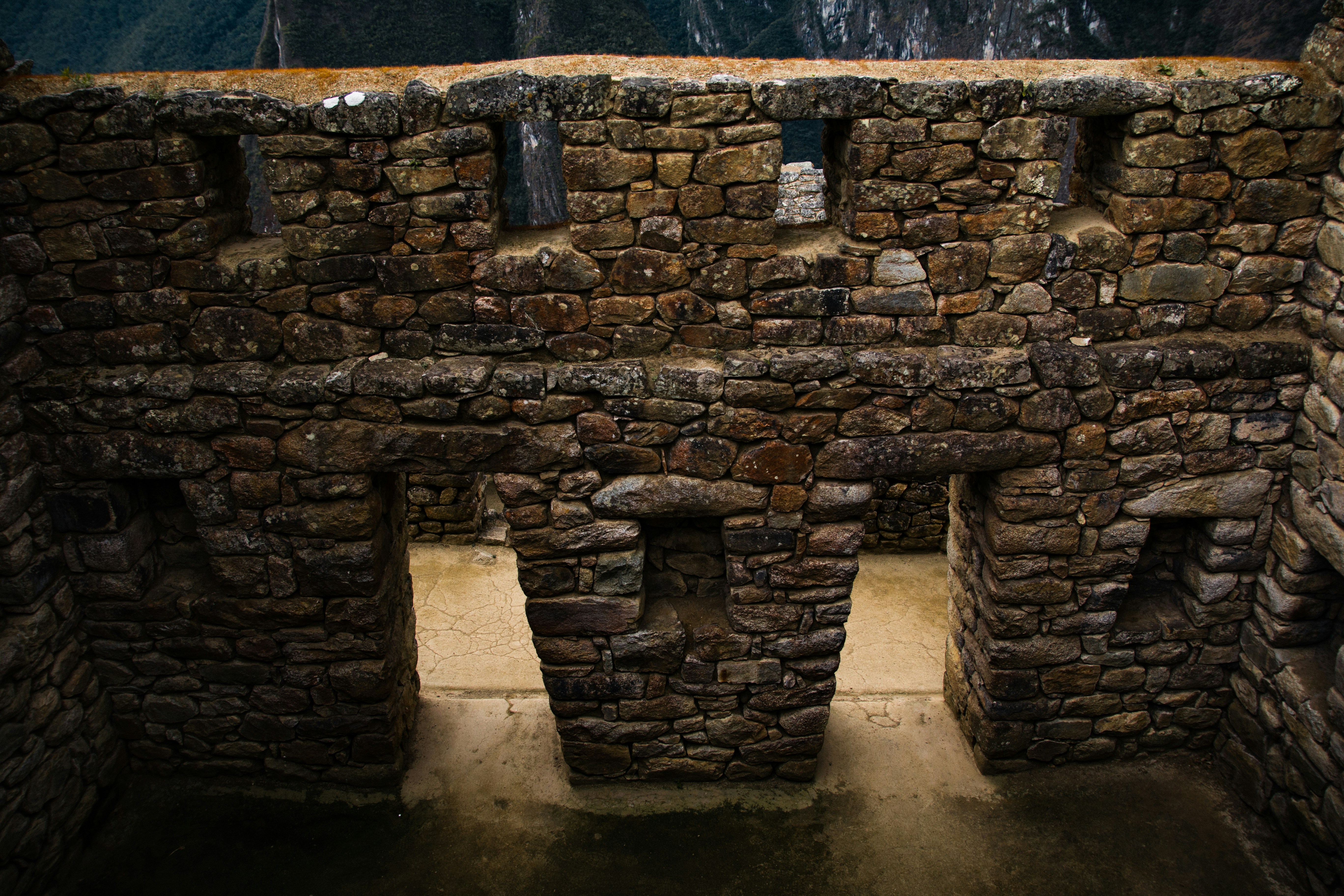 gray concrete wall, @dascalvisual