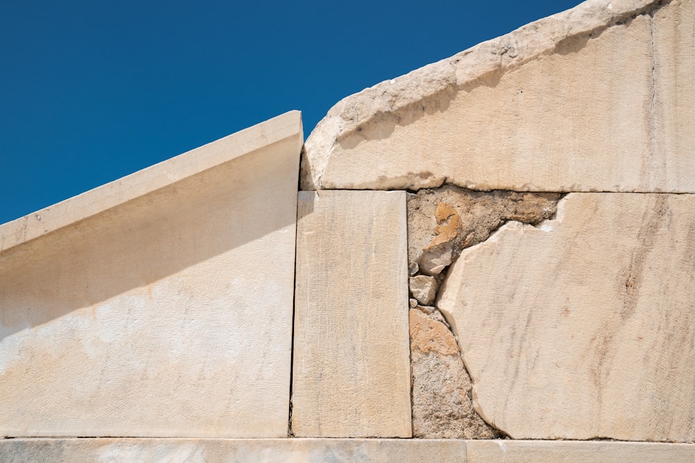 brown concrete wall