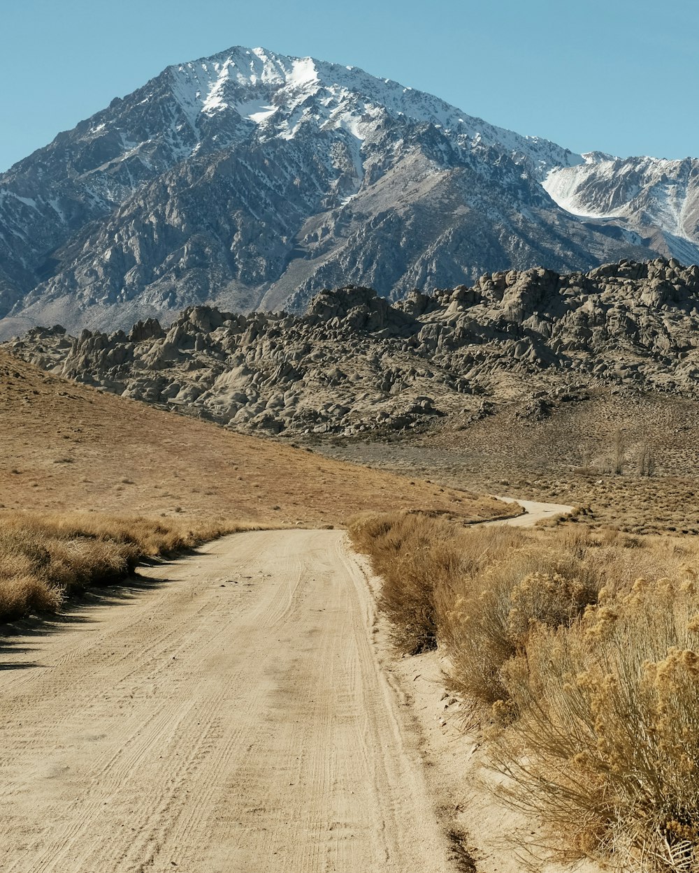 grey mountain during daytime