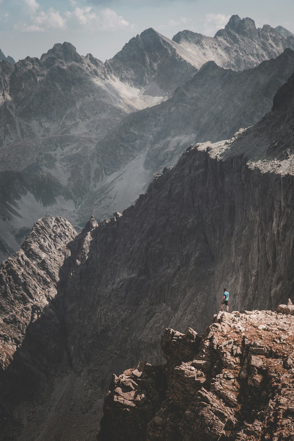 mountains under cloudy sky