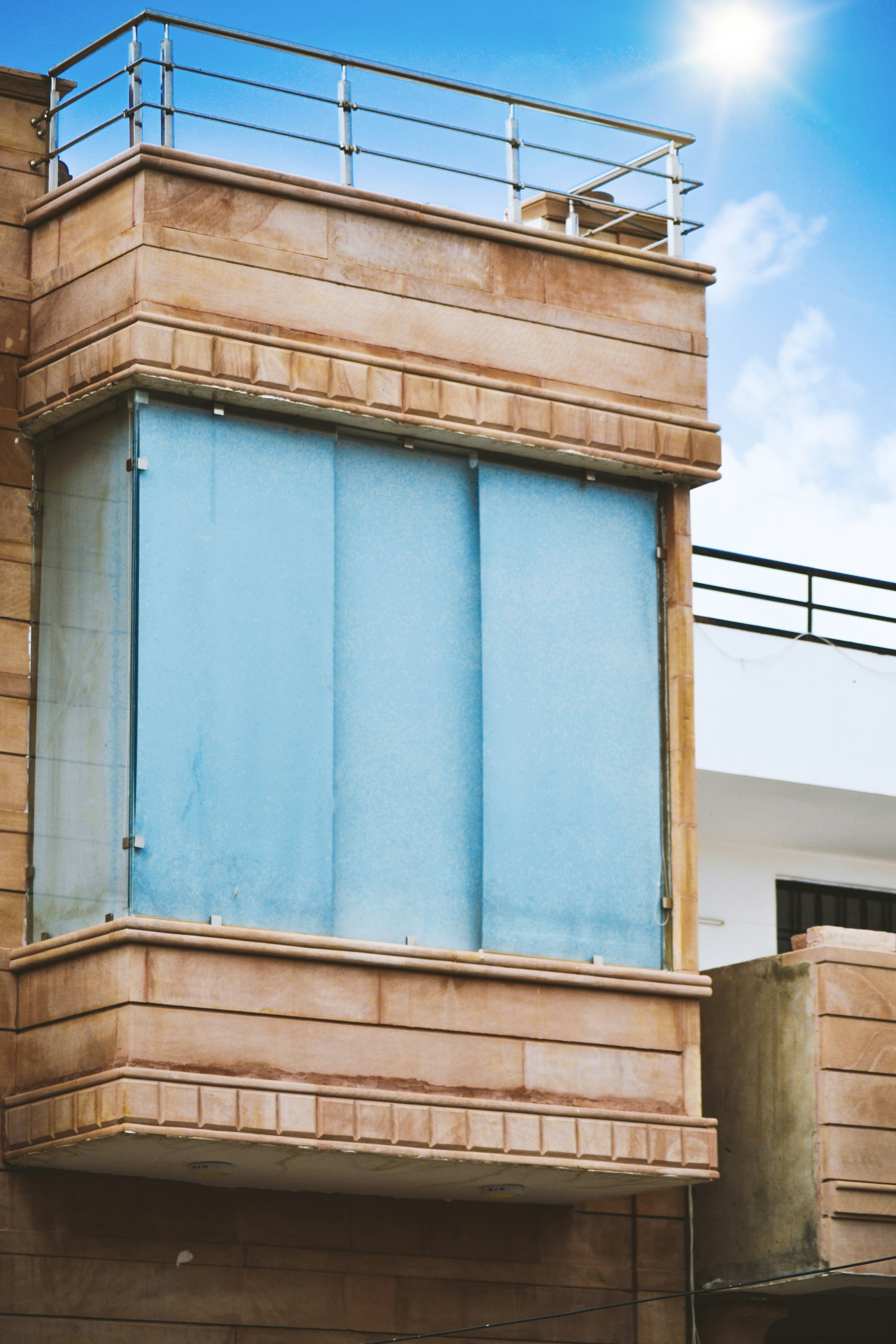 Brown Concrete Building Photo Free Home Decor Image On Unsplash