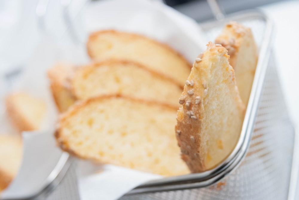 bread slices in mesh wire basket