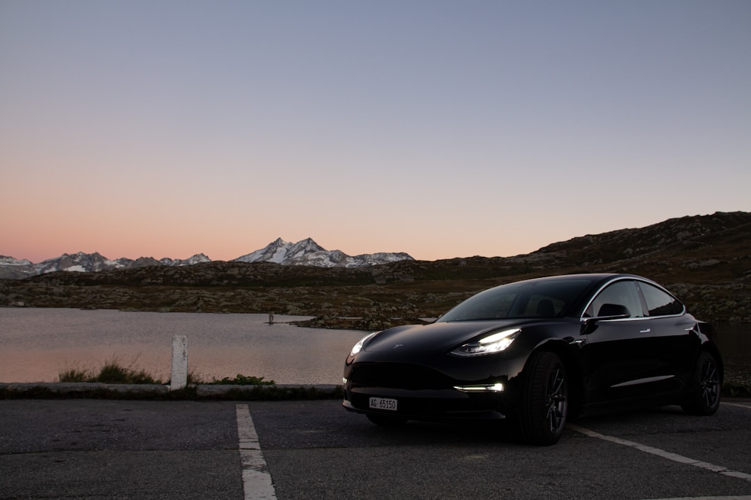 Acheter une Tesla : nos conseils et adresses
