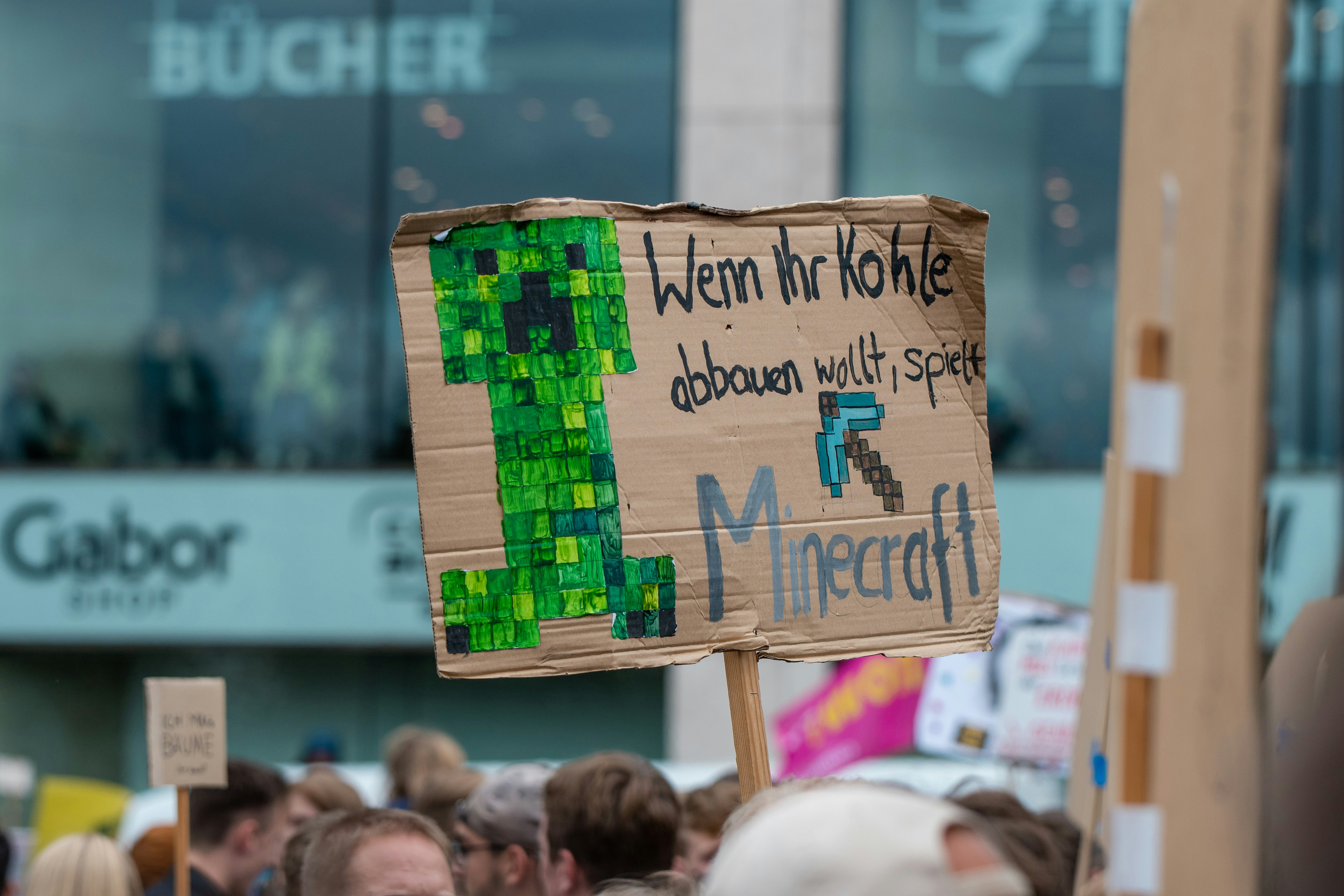Parlamentarische Beobachtung bei einer Demonstration
