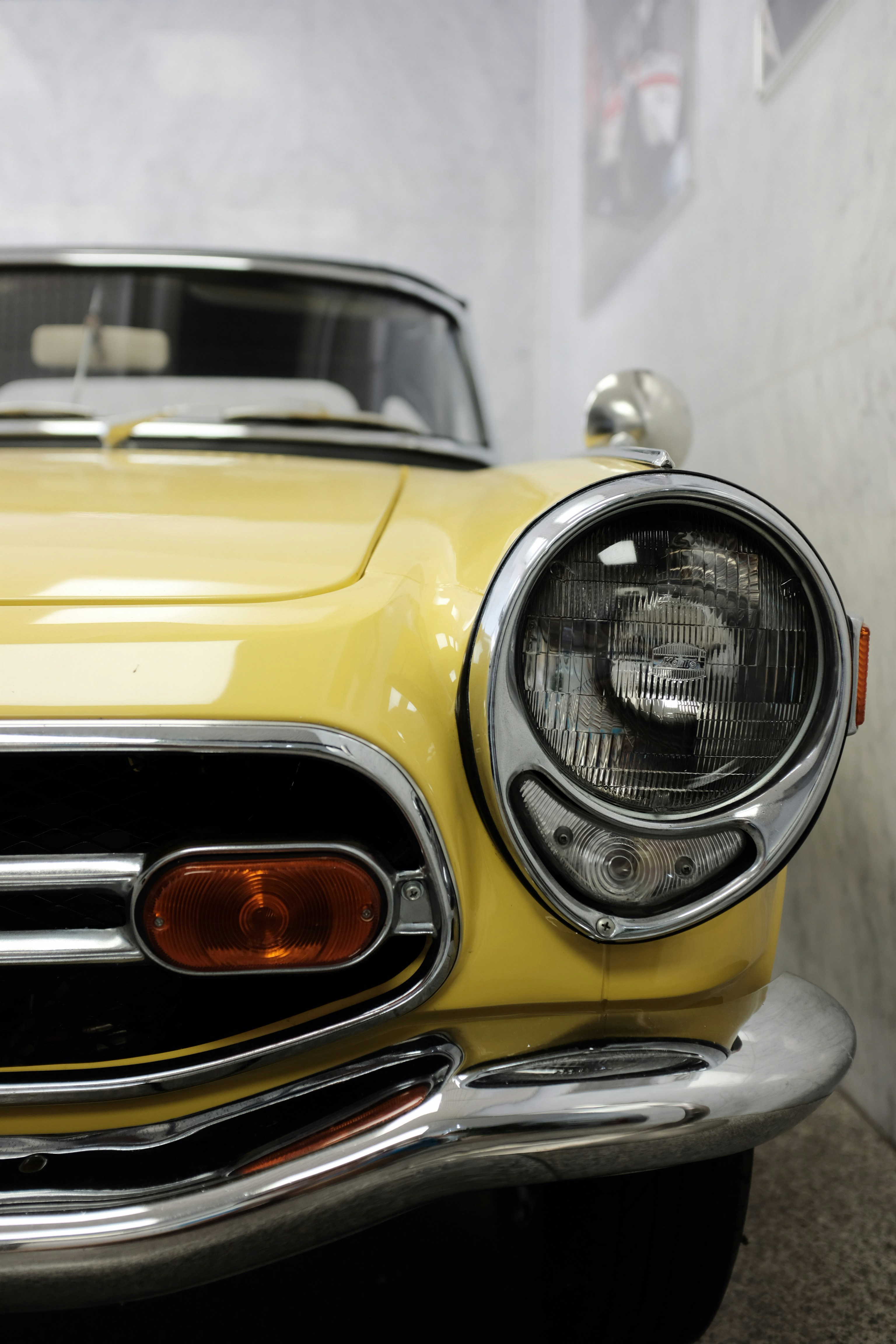 黄色い車の写真 Unsplashで見つける車両の無料写真