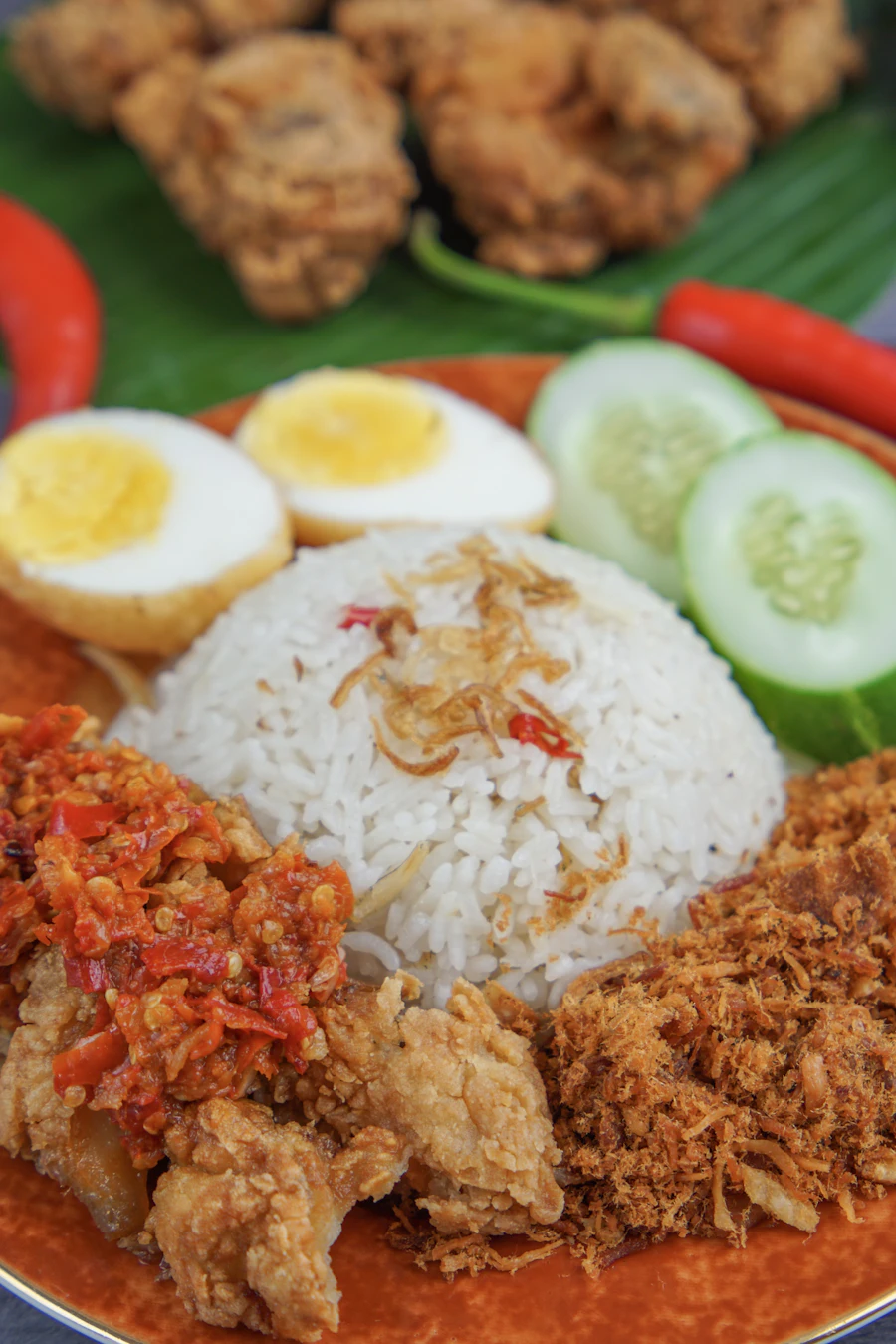 Nasi Uduk Telur Balado