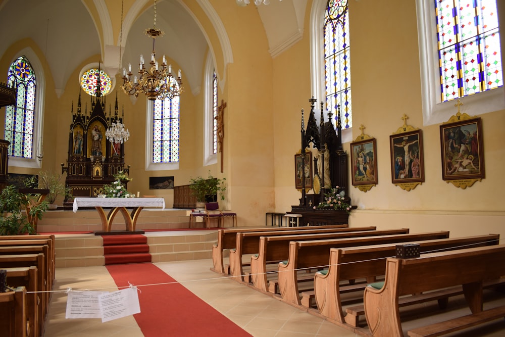 empty church seats