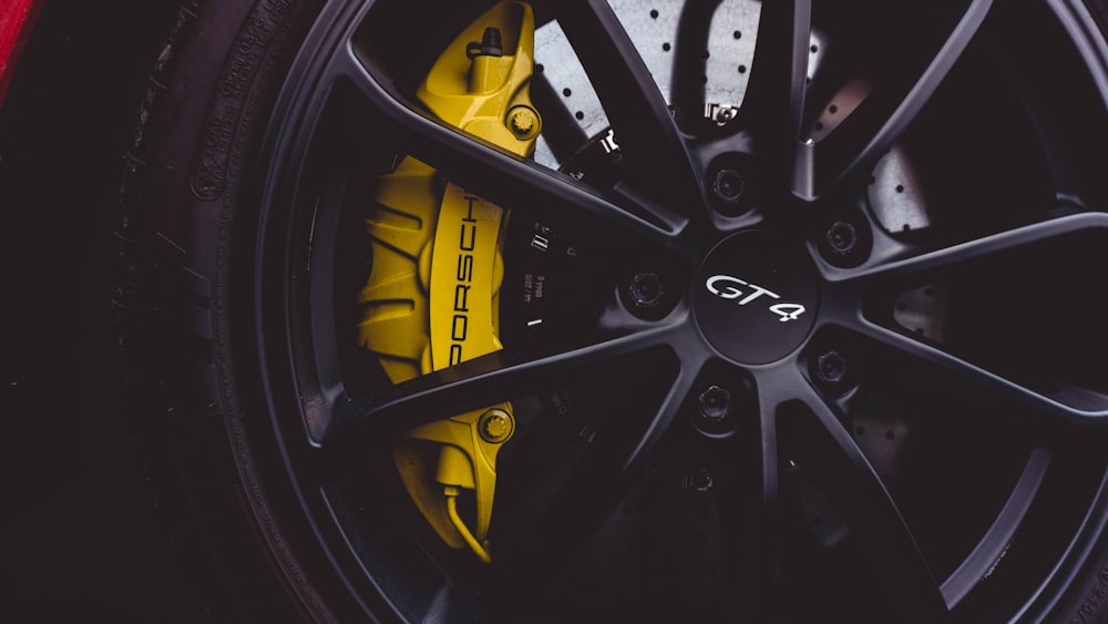 black GT4 multi-spoke wheel