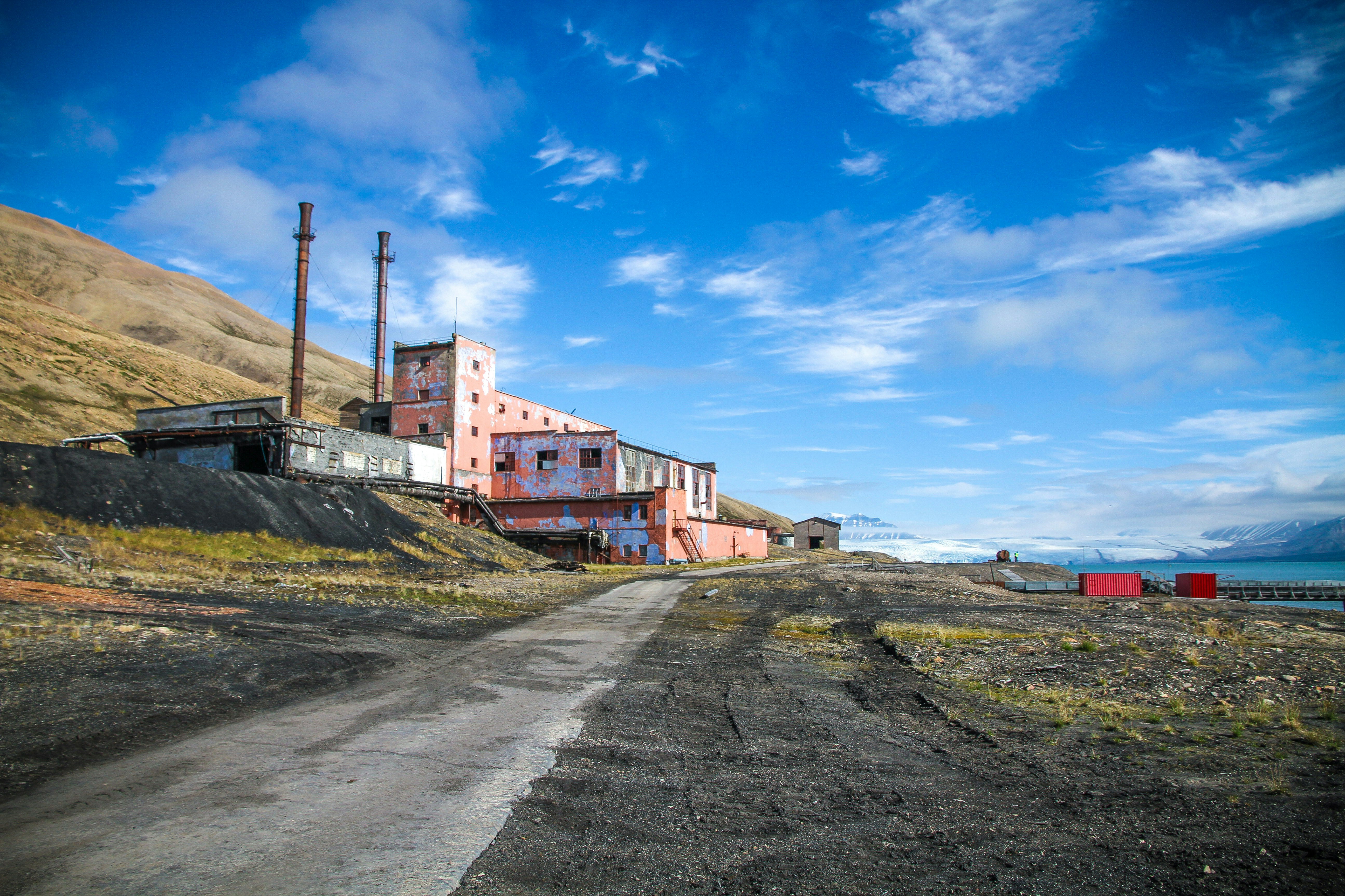 Old factory in front of a glacier / Pyramiden - Svalbard