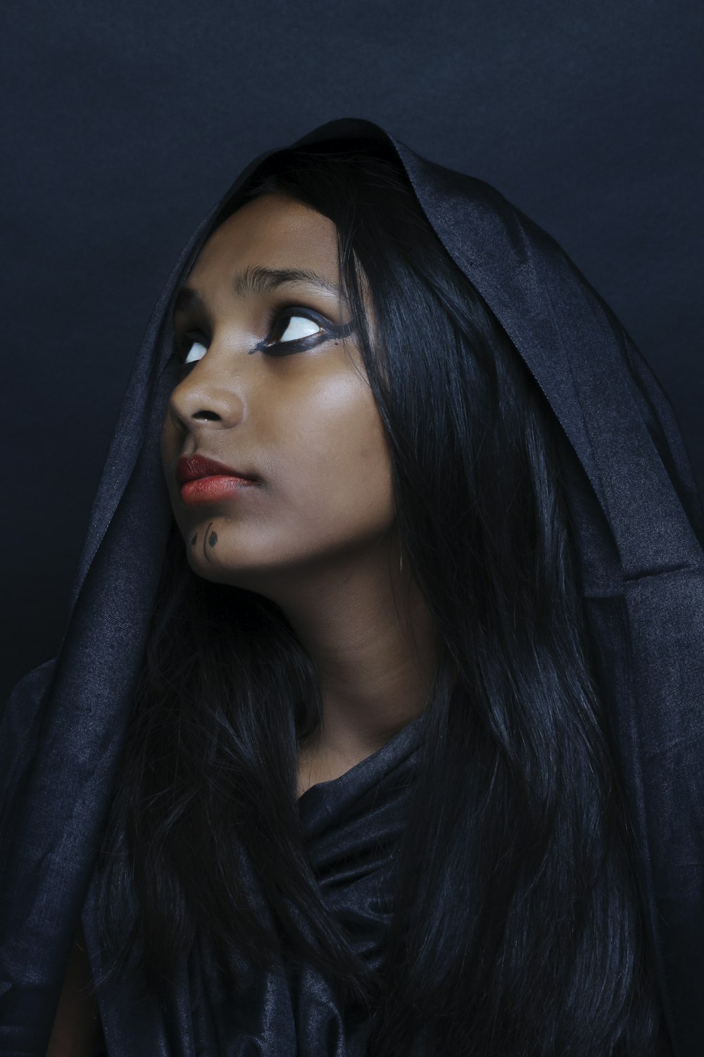 woman in black hijab