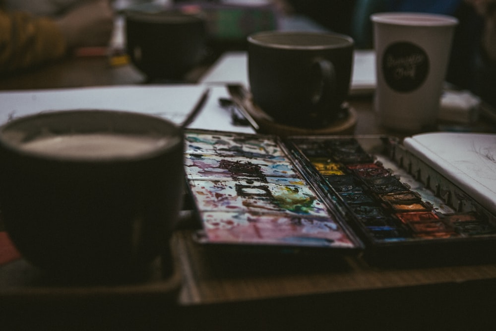 selective focus photo of ceramic cup