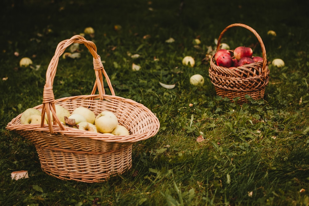 baskets of apples