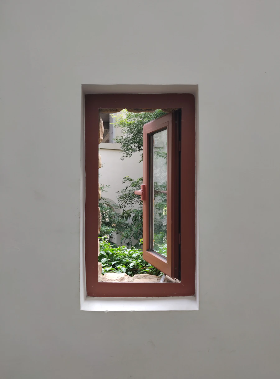 Modern window frames