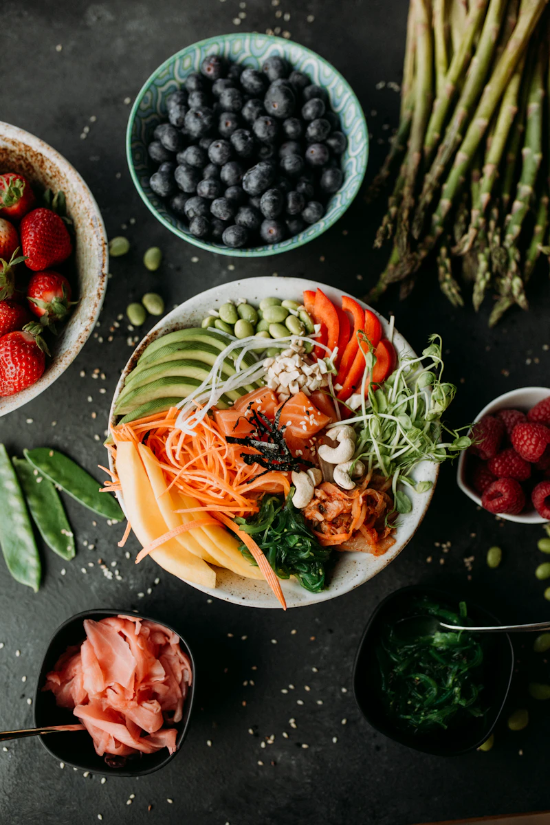 Fresh vegetable salad, healthy pregnancy nutrition