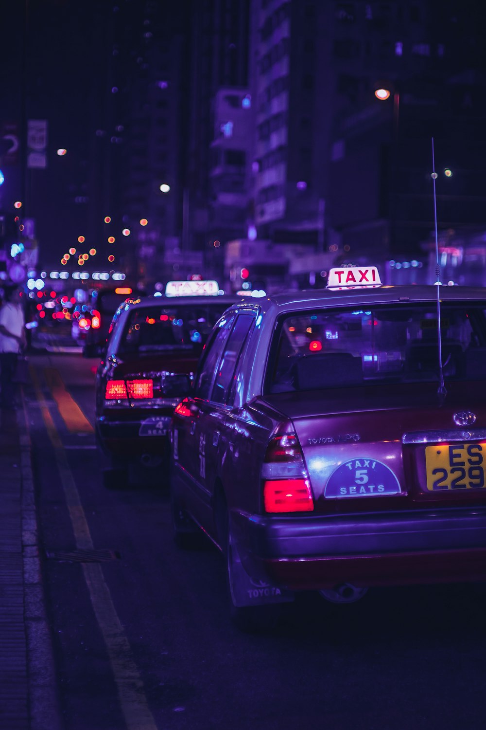 taxi on the road photography