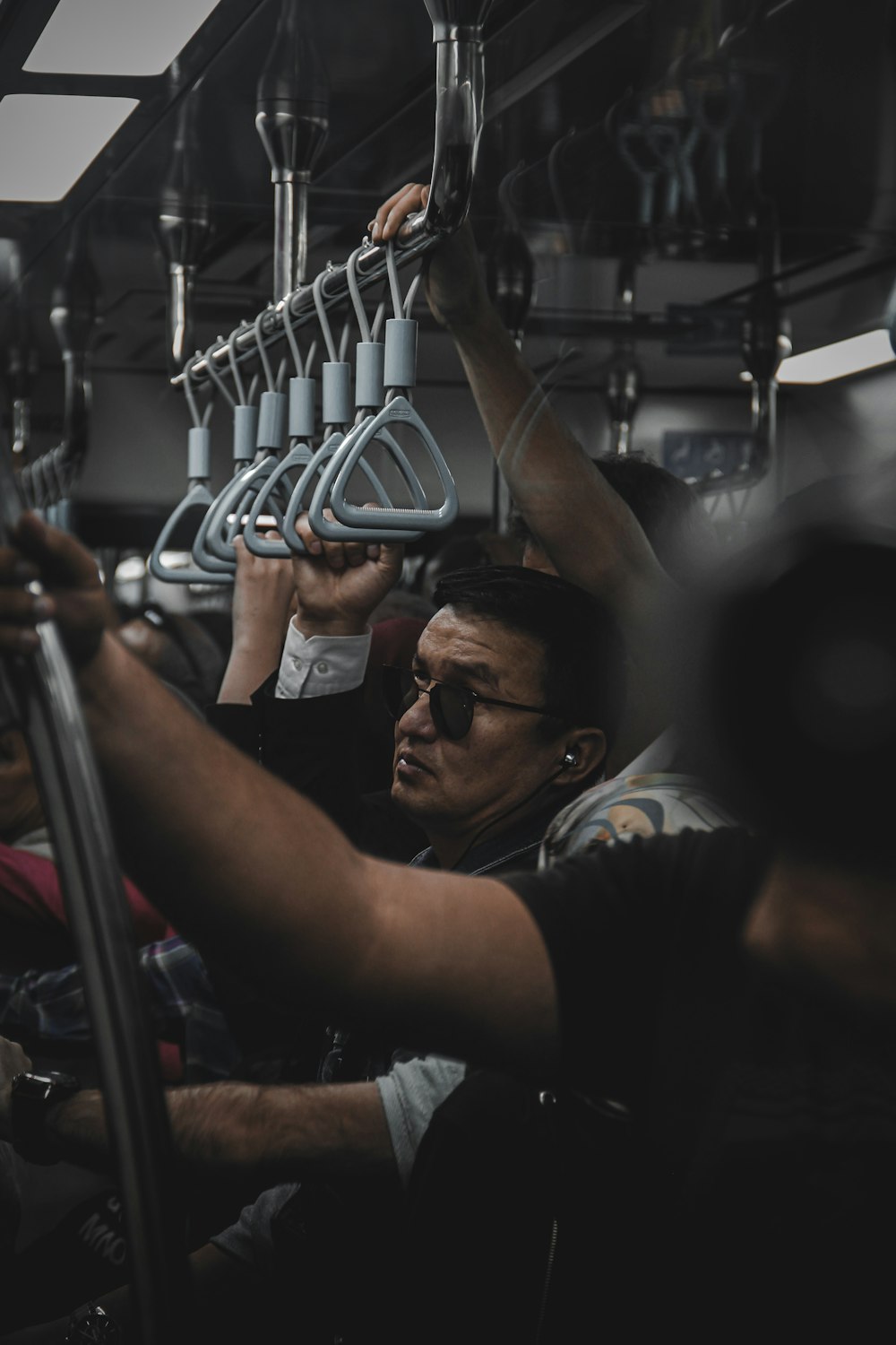 Personas en tren