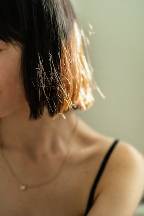 Side profile showing a textured crop with subtle highlights