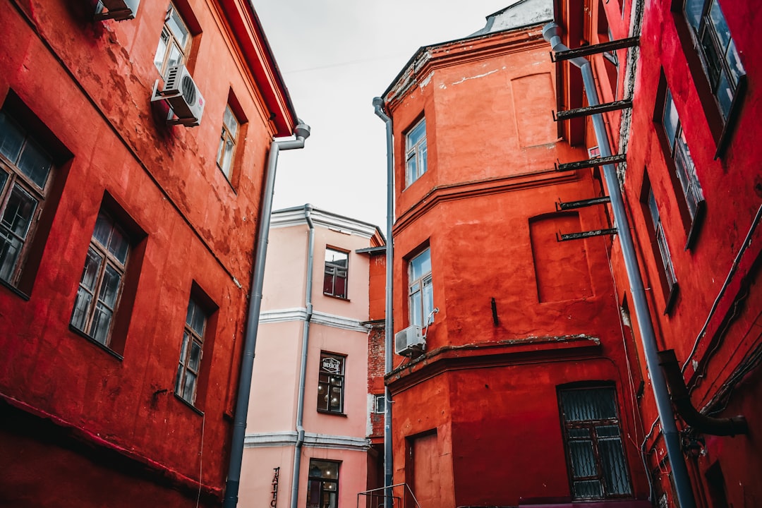 Красный дворик комсомольская ул 11 фото Красный дворик комсомольская ул 11 фото