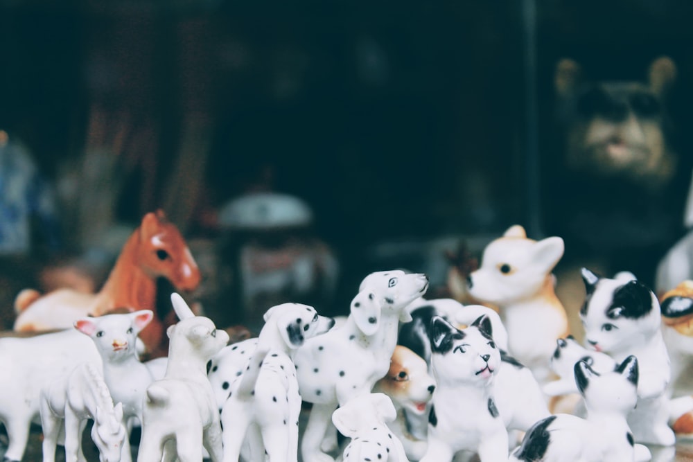 dog figurine lot