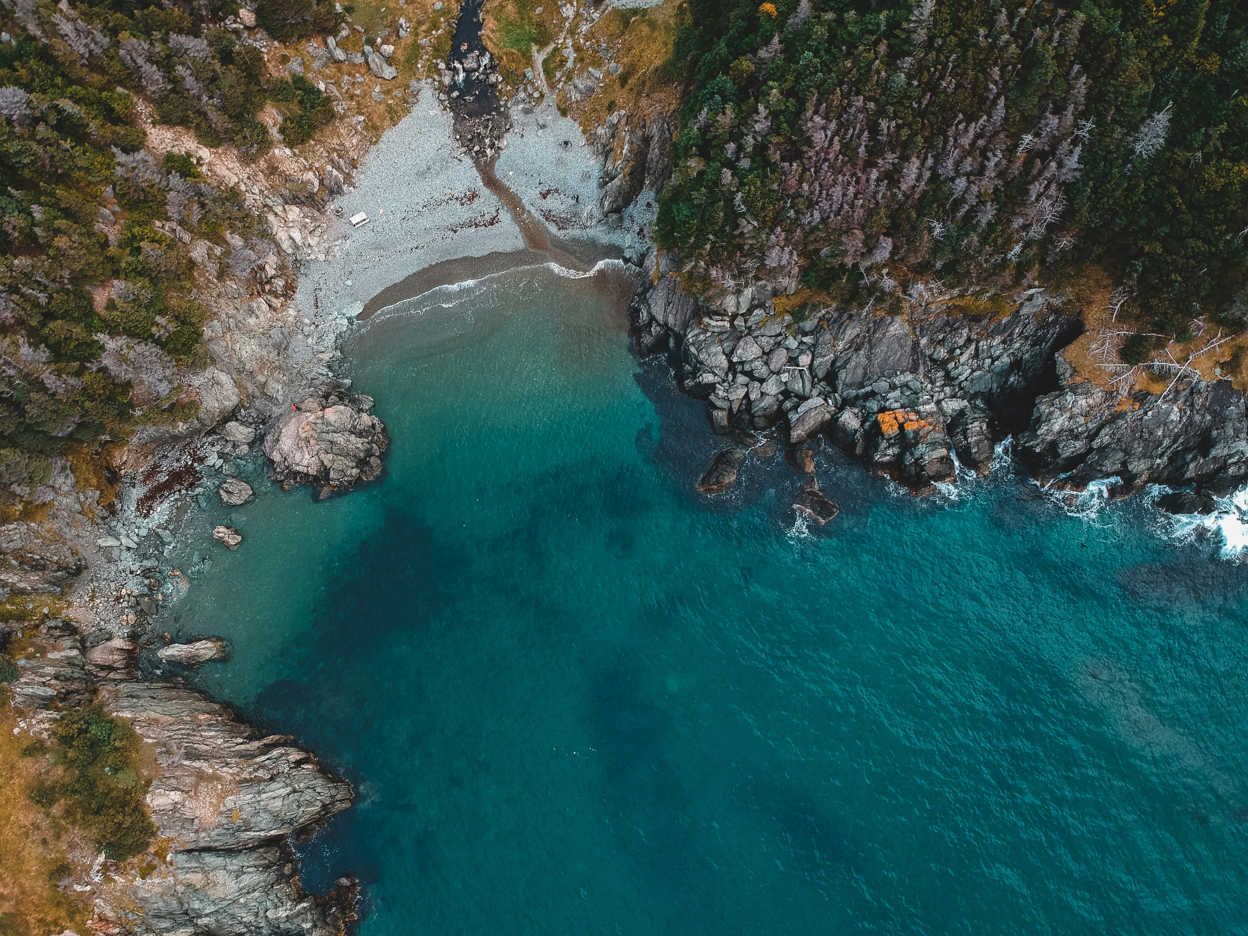 Photo by introspectivedsgn