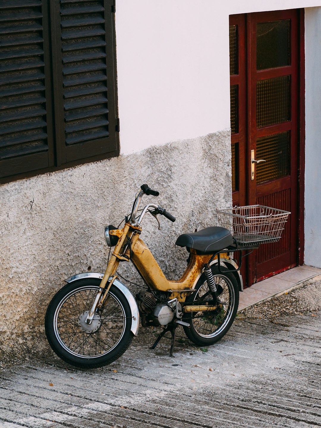 yellow and black bicycle