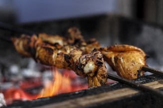grilled meat on focus photography