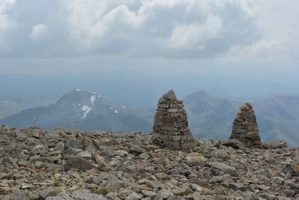 photography of rock stock during daytime