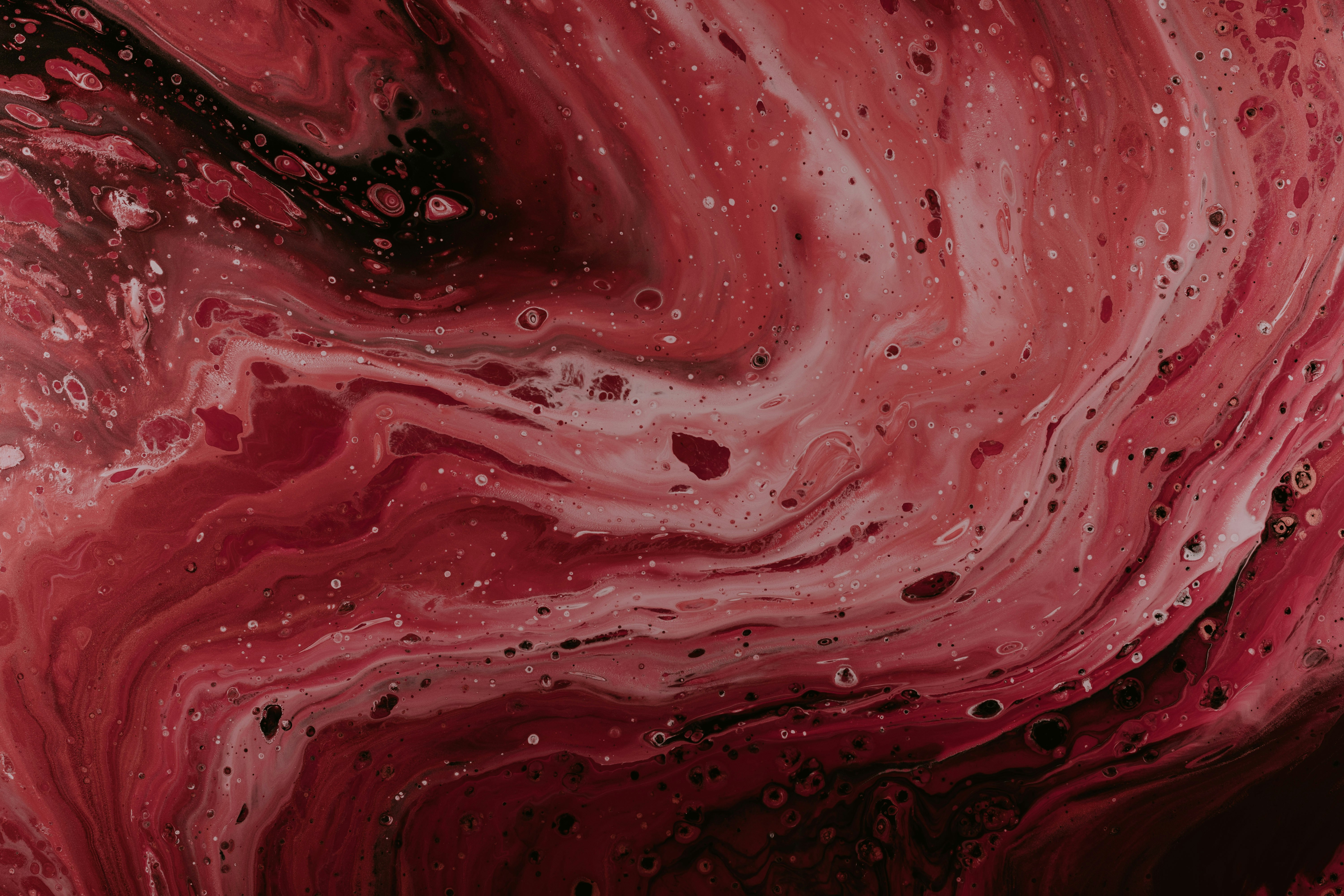 赤と黒の抽象画の写真 – Unsplashの背景の無料画像