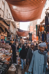 people between vendors