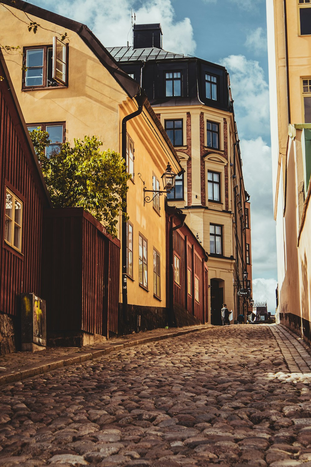 yellow and brown buildings