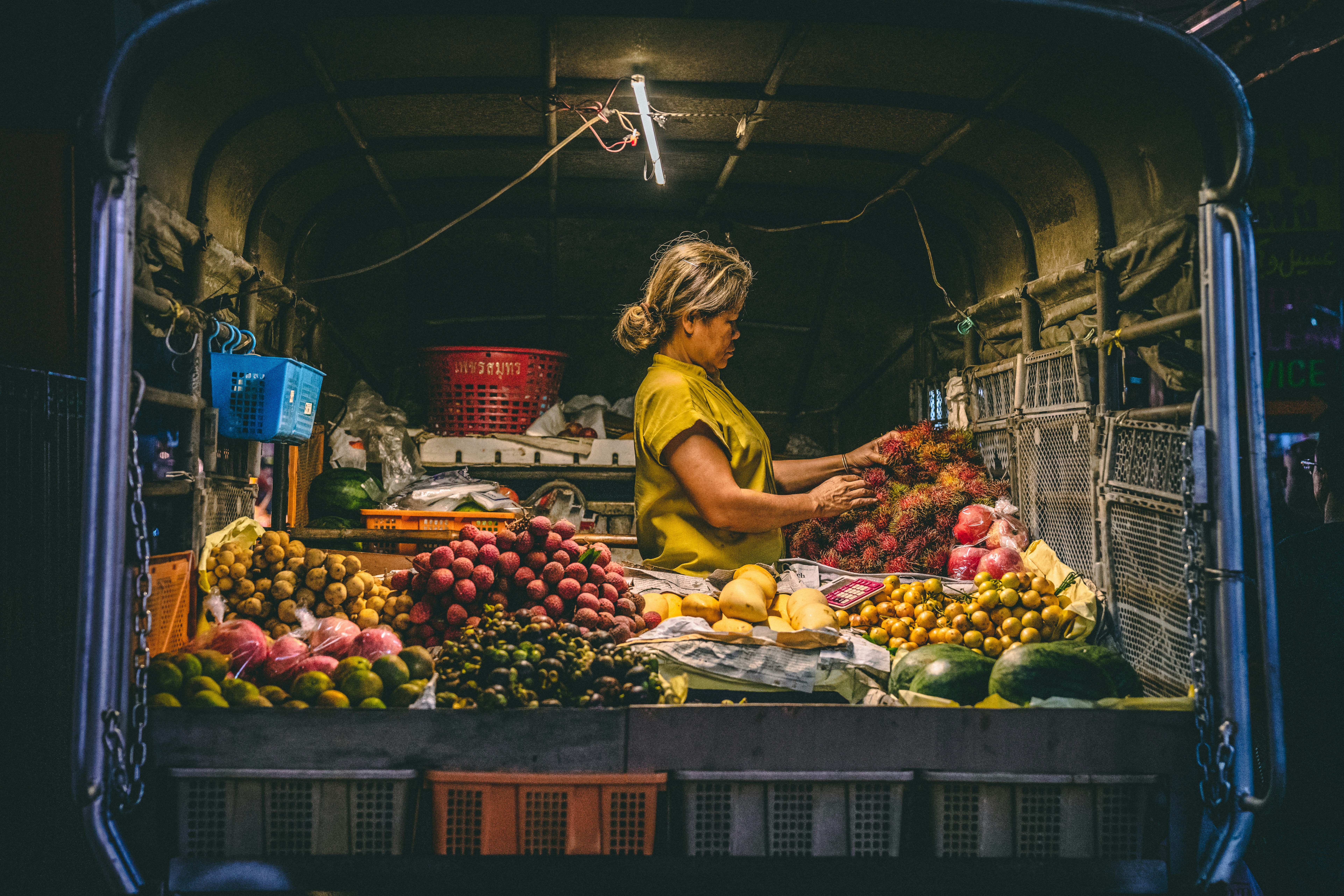 woman selling fruits