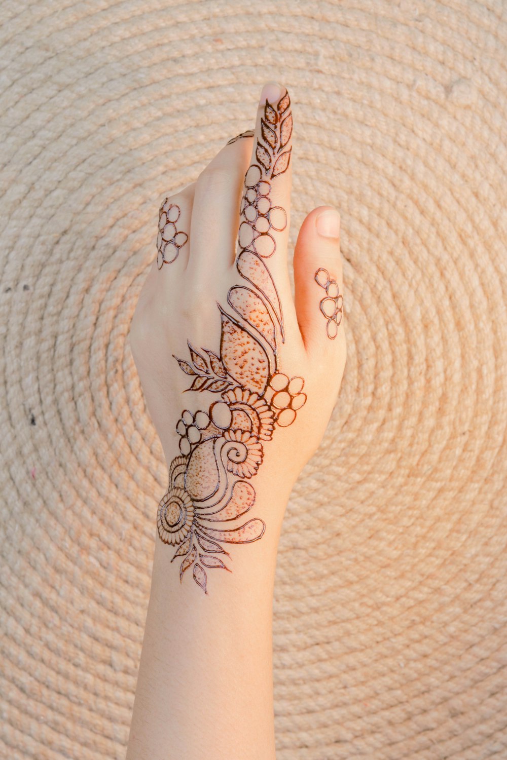 Henna Tattoo Photo Free Human Image On Unsplash