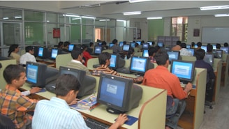 CRT computer monitor