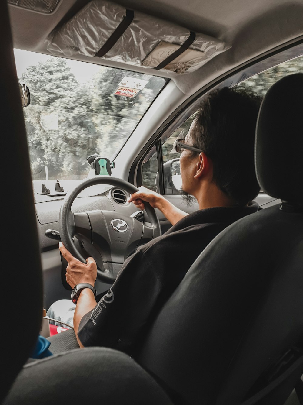 black steering wheel