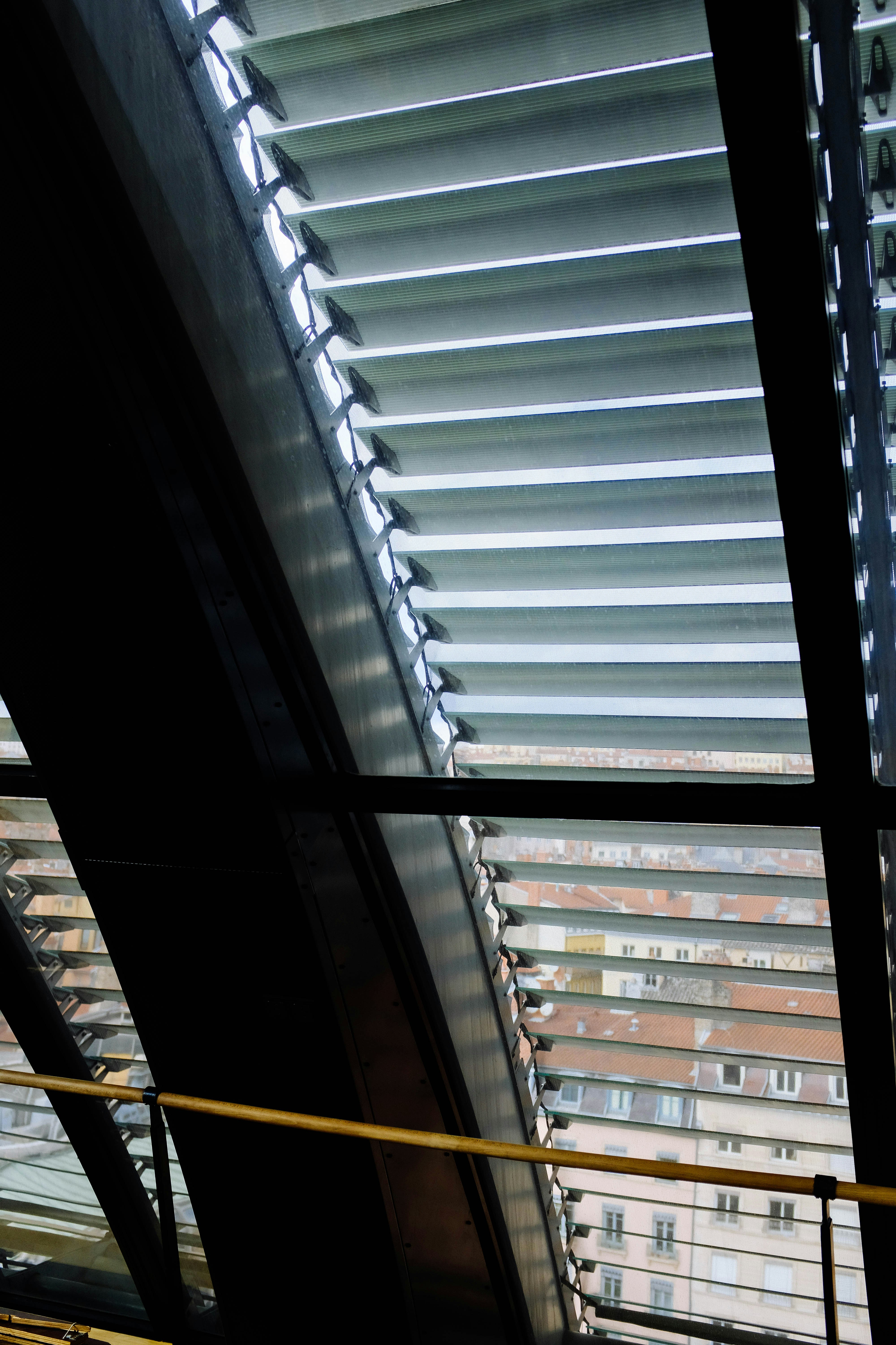 Photo by adrienolichon