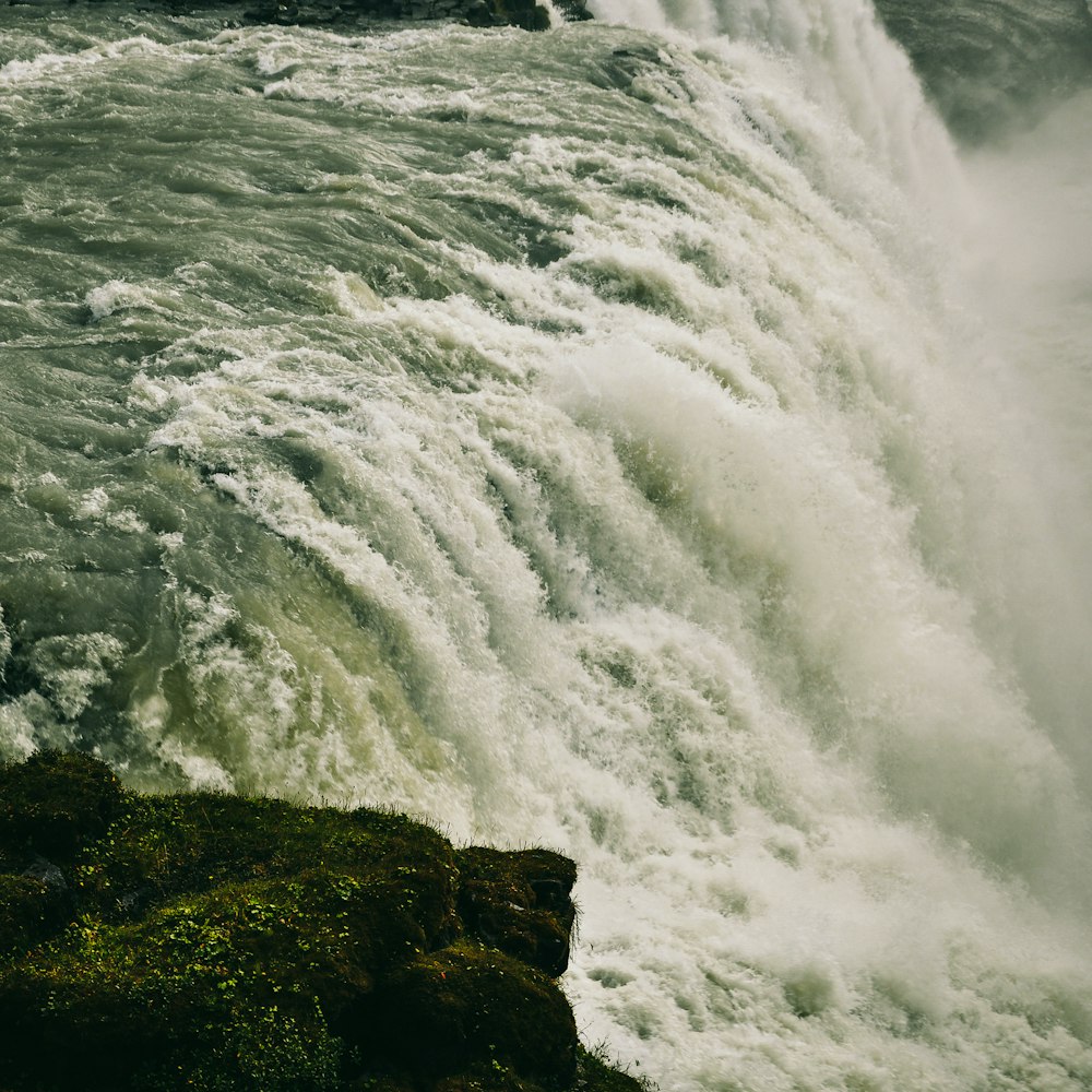 waterfalls during day