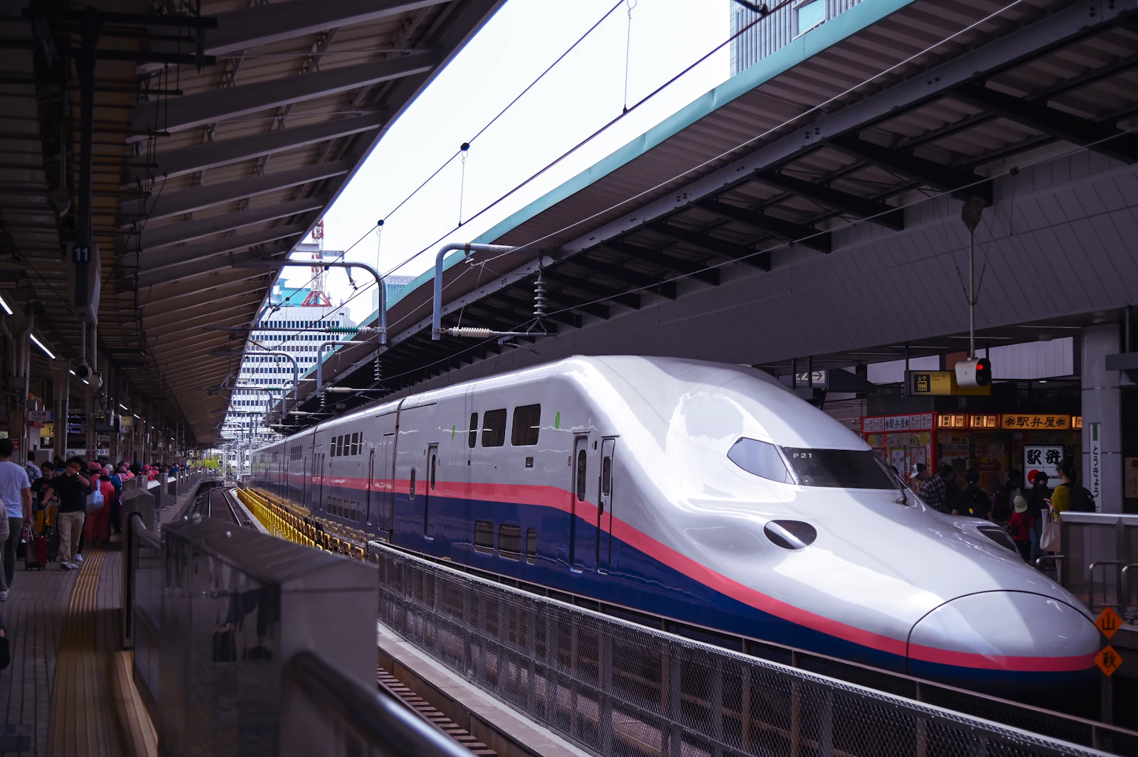 【2026年最新】一人旅×新幹線おすすめ国内ルート完全ガイド｜距離別プランで自分だけの旅を実現